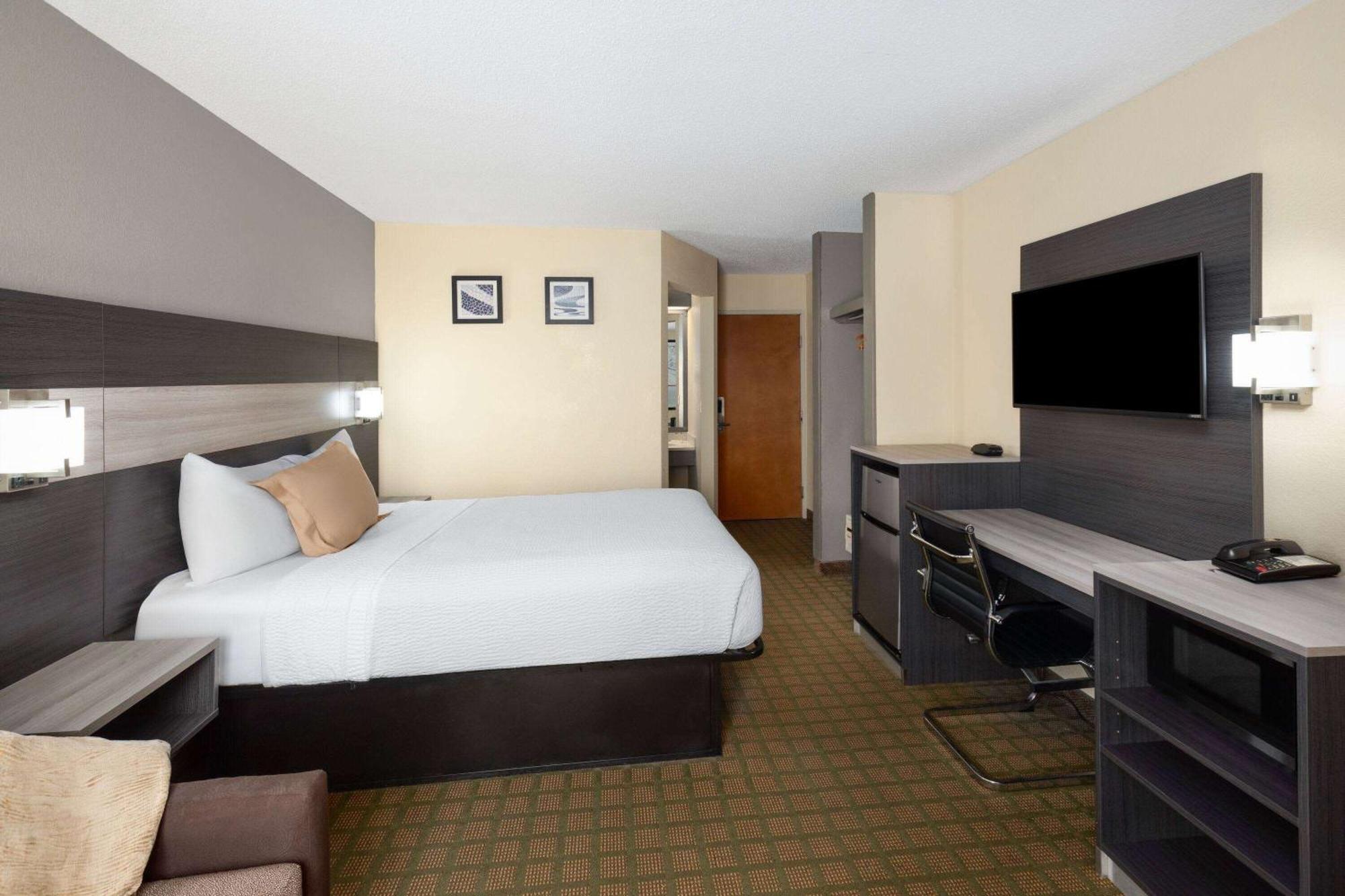 Travelodge By Wyndham Perry National Fairgrounds Area I-75 Zewnętrze zdjęcie