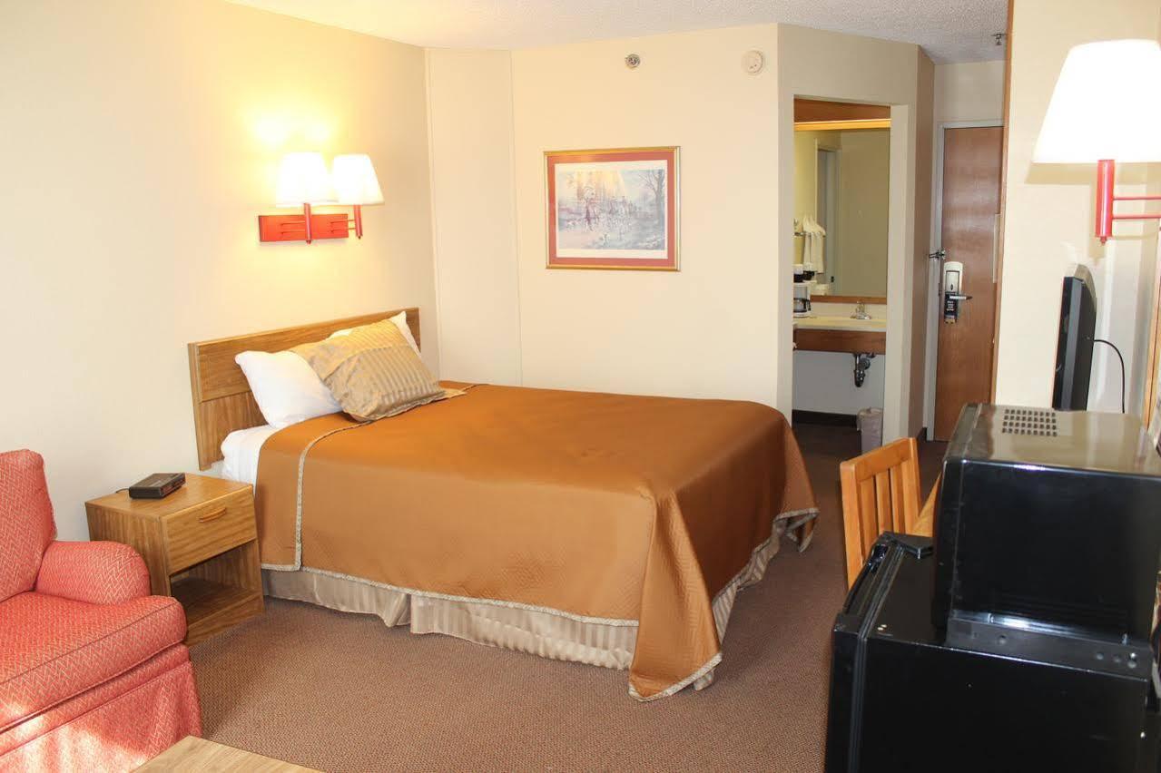 Travelodge By Wyndham Perry National Fairgrounds Area I-75 Zewnętrze zdjęcie